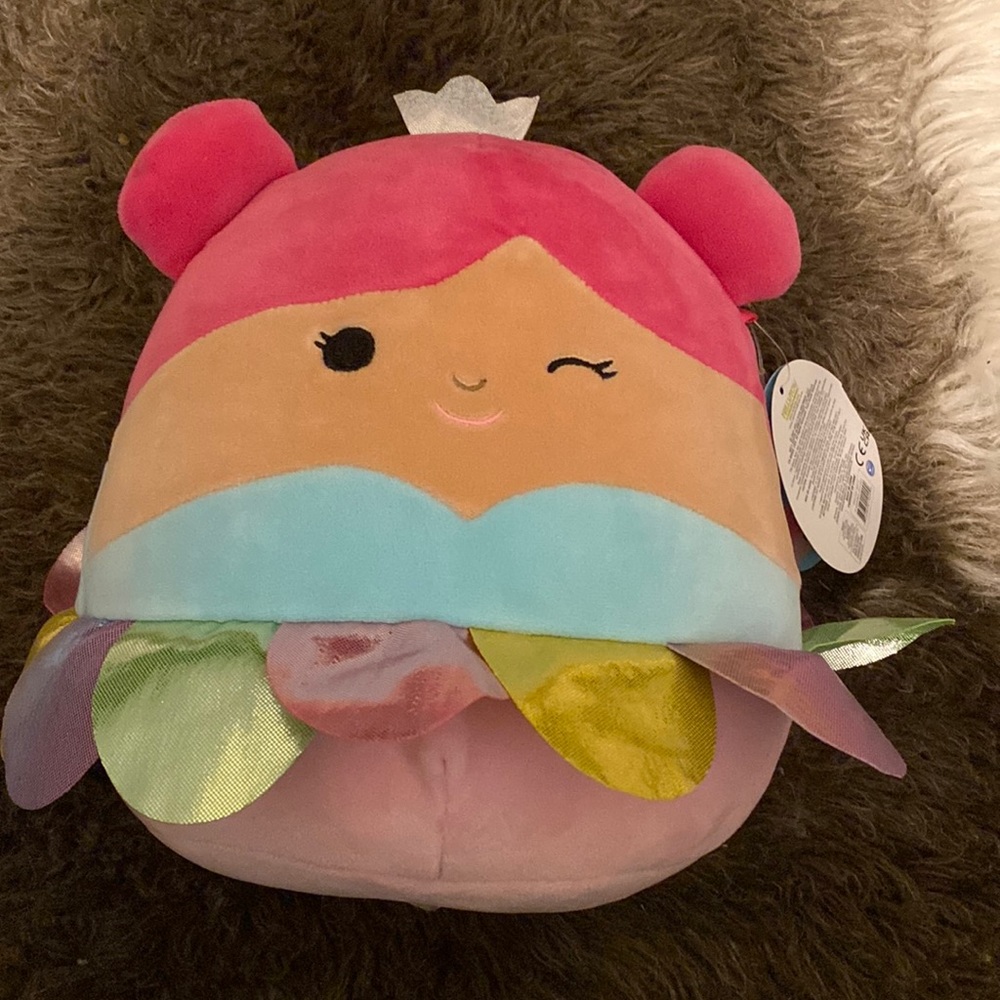 Squish mellows. Had it for along time but is in completely new condition.